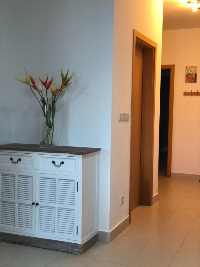 Modern Apartment With Sea View เมลลิฮา ภายนอก รูปภาพ