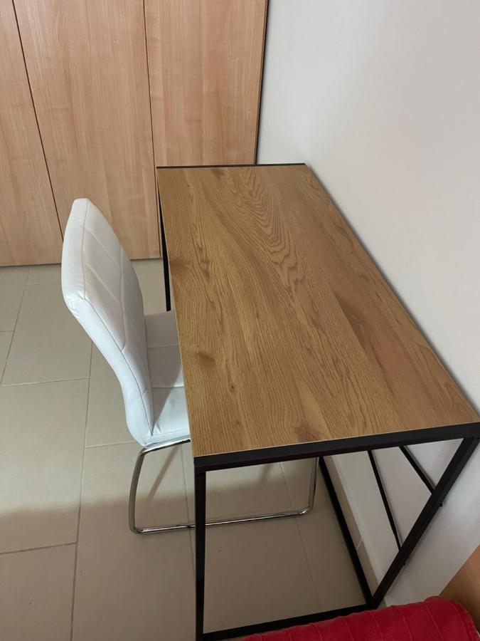 Modern Apartment With Sea View เมลลิฮา ภายนอก รูปภาพ